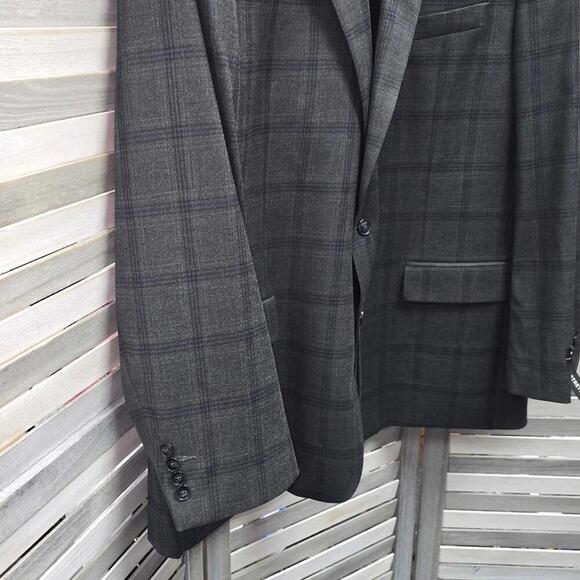 Big and Tall Plaid Stretch Fabric Regular Fit Suit Jacket | Shaquille O'Neal XLG - Picture 3 of 15